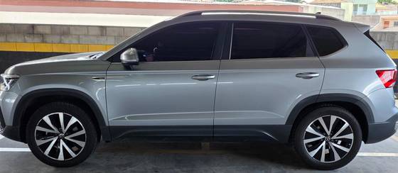 VOLKSWAGEN TAOS 1.4 250 TSI TOTAL FLEX HIGHLINE AUTOMÁTICO